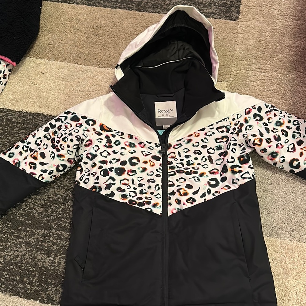 Roxy "Whist" Snow Leopard Girl's Ski/Snowboard Set- Size 12